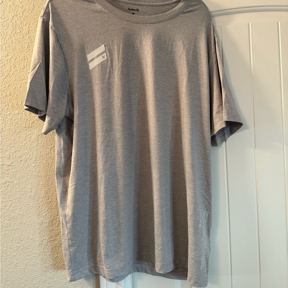 Hurley Crewneck T-Shirt bundle in pink, black and grey - Picture 6 of 8